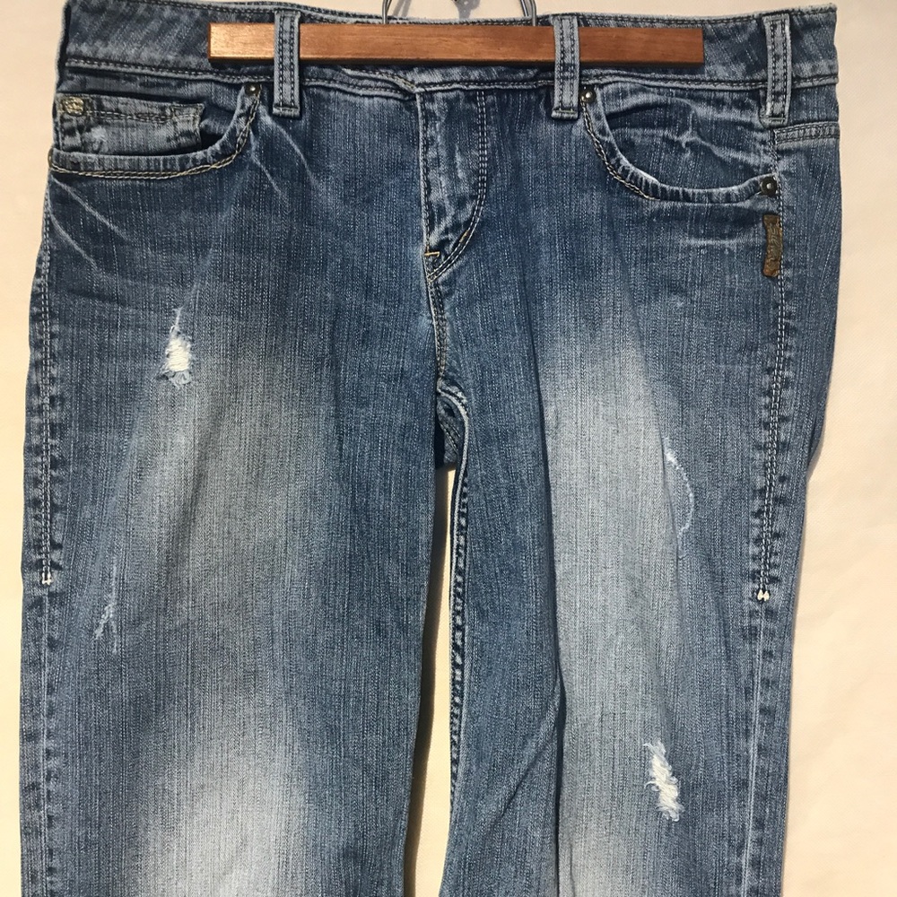 Silver Jeans Tina Distressed 32/33 15 A3996